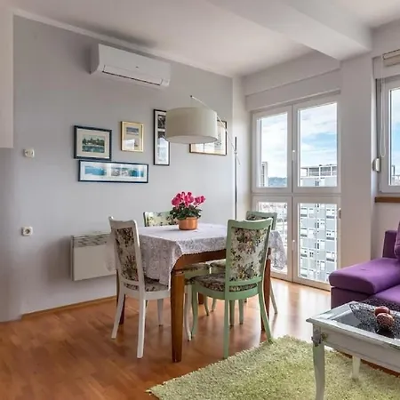Daire Apartment Daya - Bright & Open *