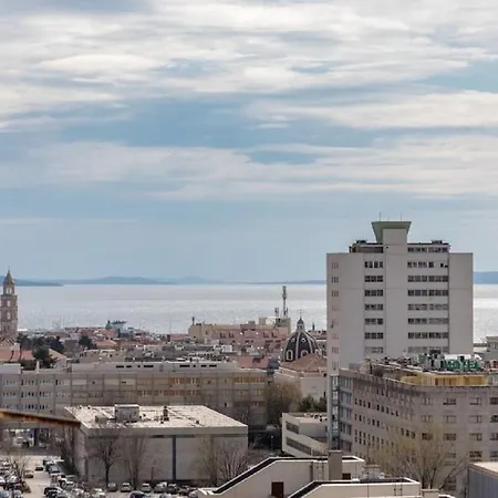Apartment Daya - Bright & Open Daire Split