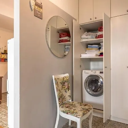 Apartment Daya - Bright & Open Daire
